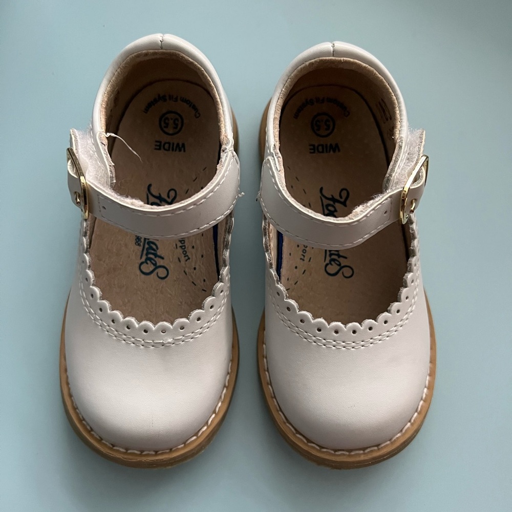 Footmates Allie white toddler girl Mary Jane
